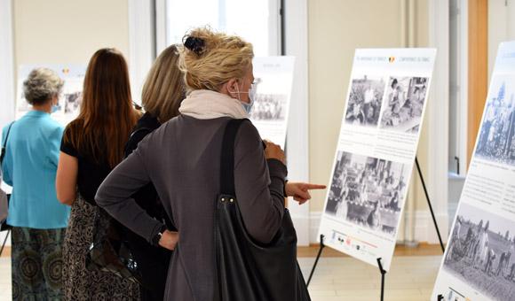 Exposition «150 ans d'immigration belge au Canada » © Délégation générale Wallonie Bruxelles au Québec, 2021 Exposition «150 ans d'immigration belge au Canada » © Délégation générale Wallonie Bruxelles au Québec, 2021